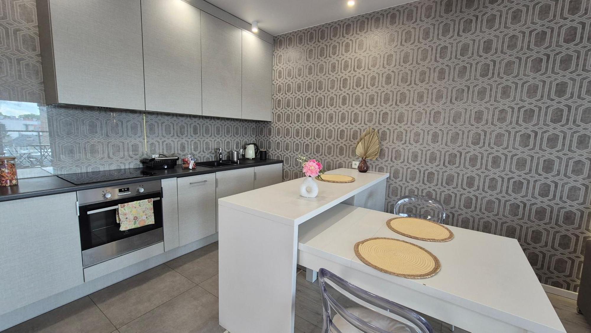 Boznicza Old Town Lux Apartment, Self Check-In 24H, Free Parking Poznan Exterior photo